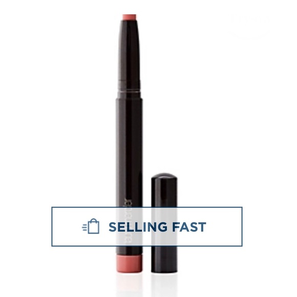 laura mercier Velour Extreme Matte Lipstick - Picture 6 of 10
